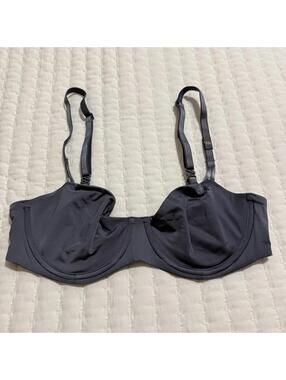 Victoria’s Secret 32C Dream Angels Push-up w/o Padding Bra Grey Convertible NWT